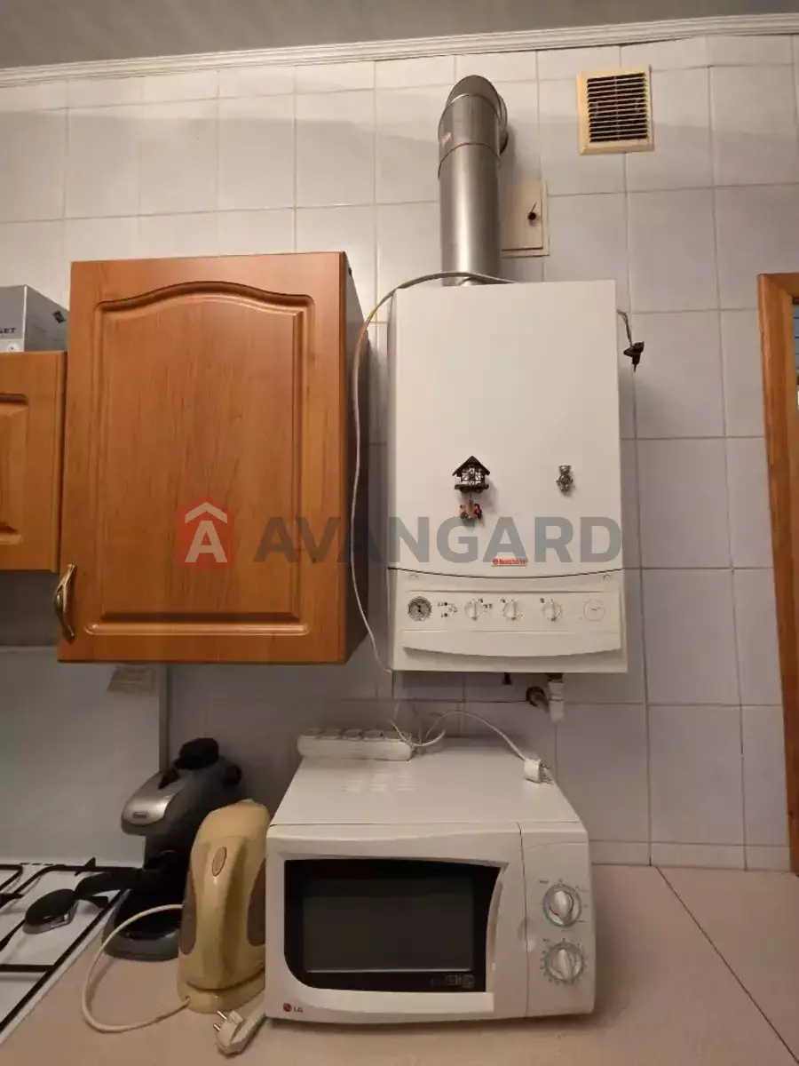 40 ��.�. ���� 9