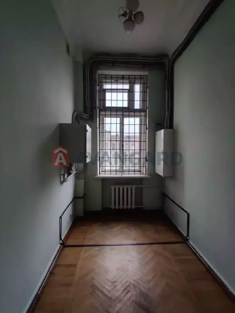 1800 ��.�. ���� 15