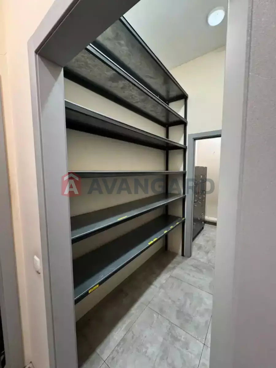 ����, 86 ��.�. ���� 12