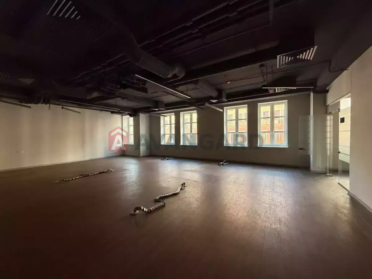 511 ��.�. ���� 10