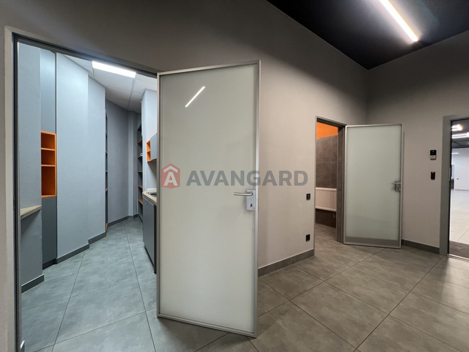 ����� �����, 140 ��.�. ���� 10