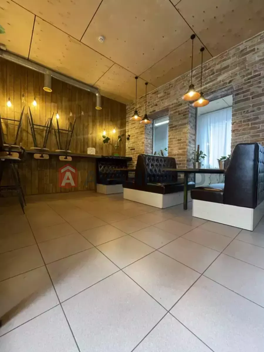 210 ��.�. ���� 4