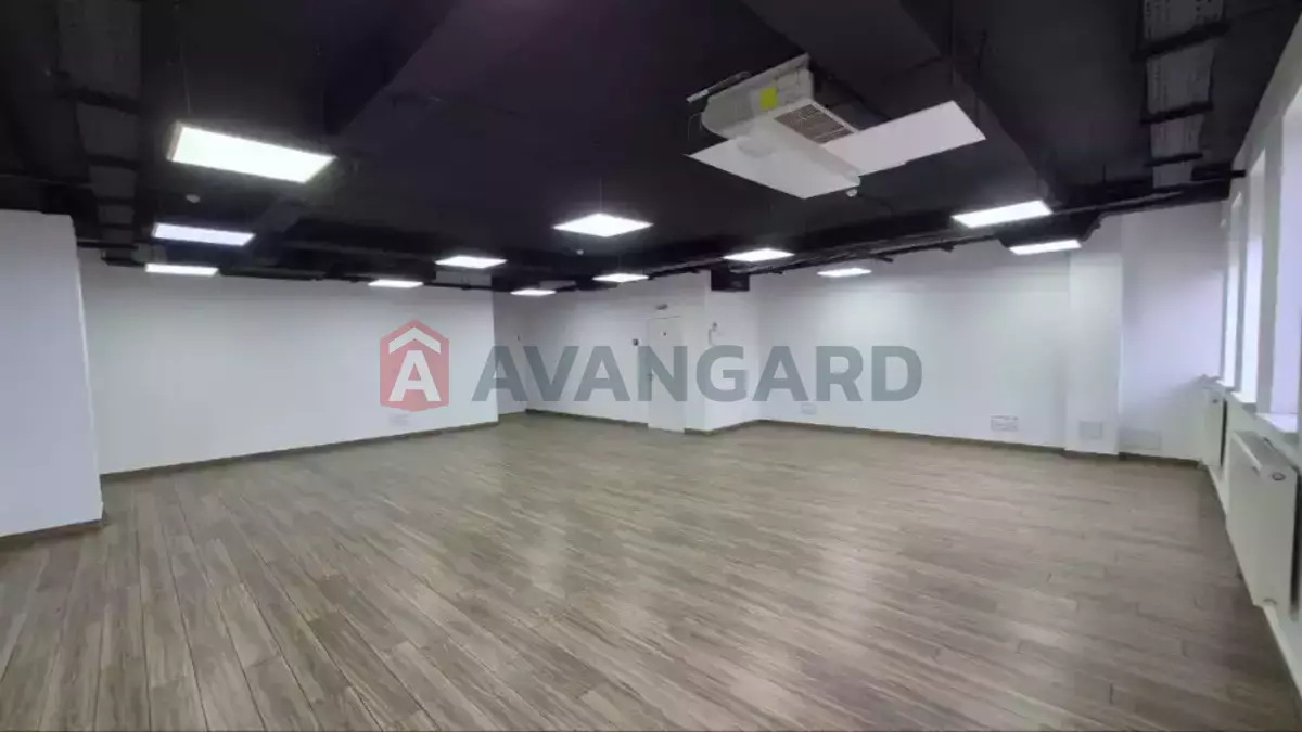 100 ��.�. ���� 4