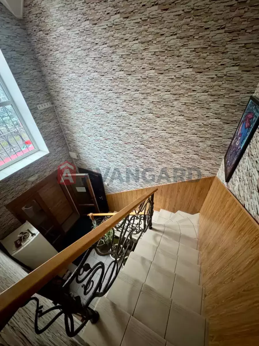 ������ ������ ������, 130 ��.�. ���� 16