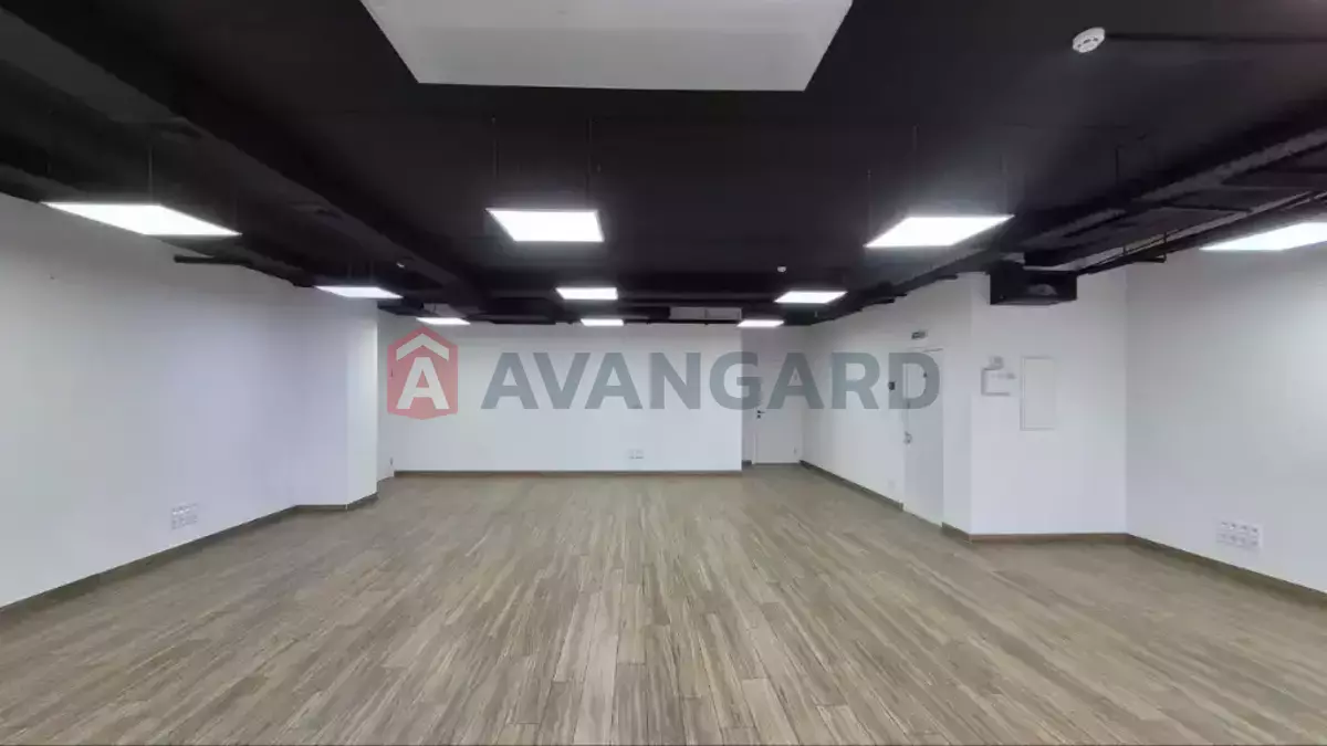 100 ��.�. ���� 3