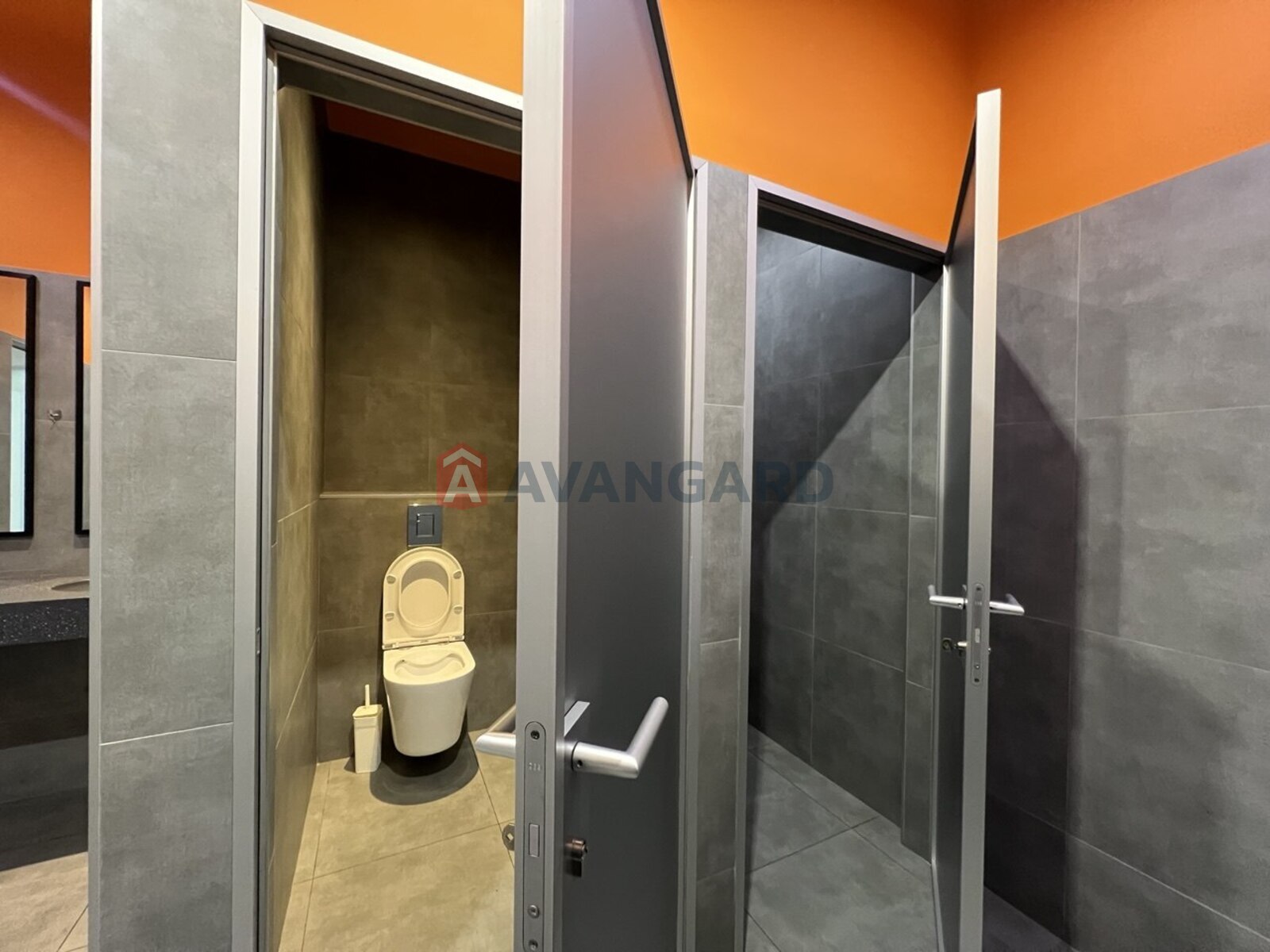 ����� �����, 140 ��.�. ���� 9