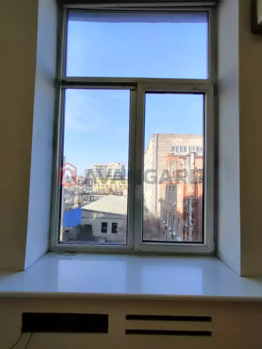 32 ��.�. ���� 8