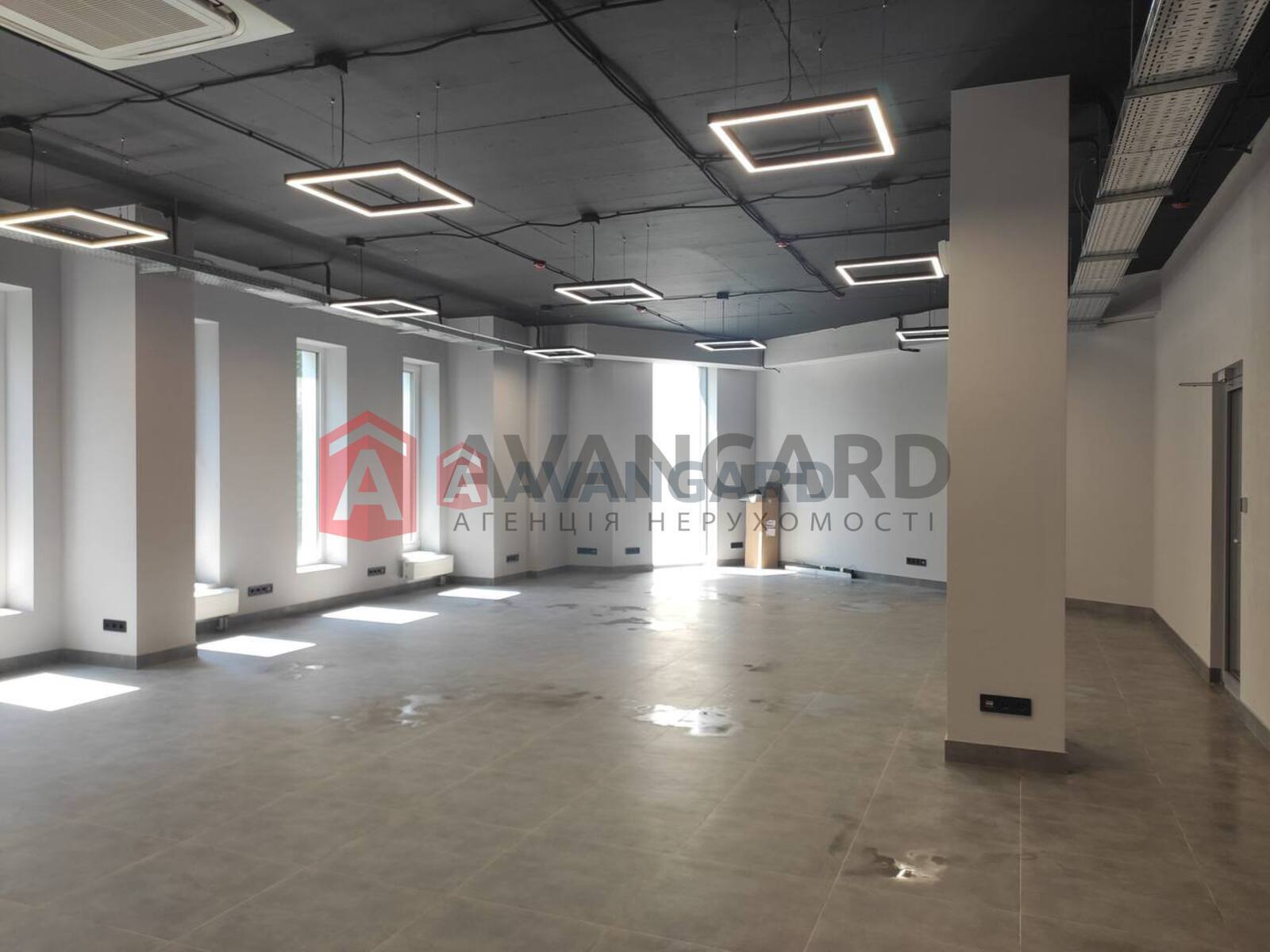 ����� �����, 385 ��.�. ���� 4