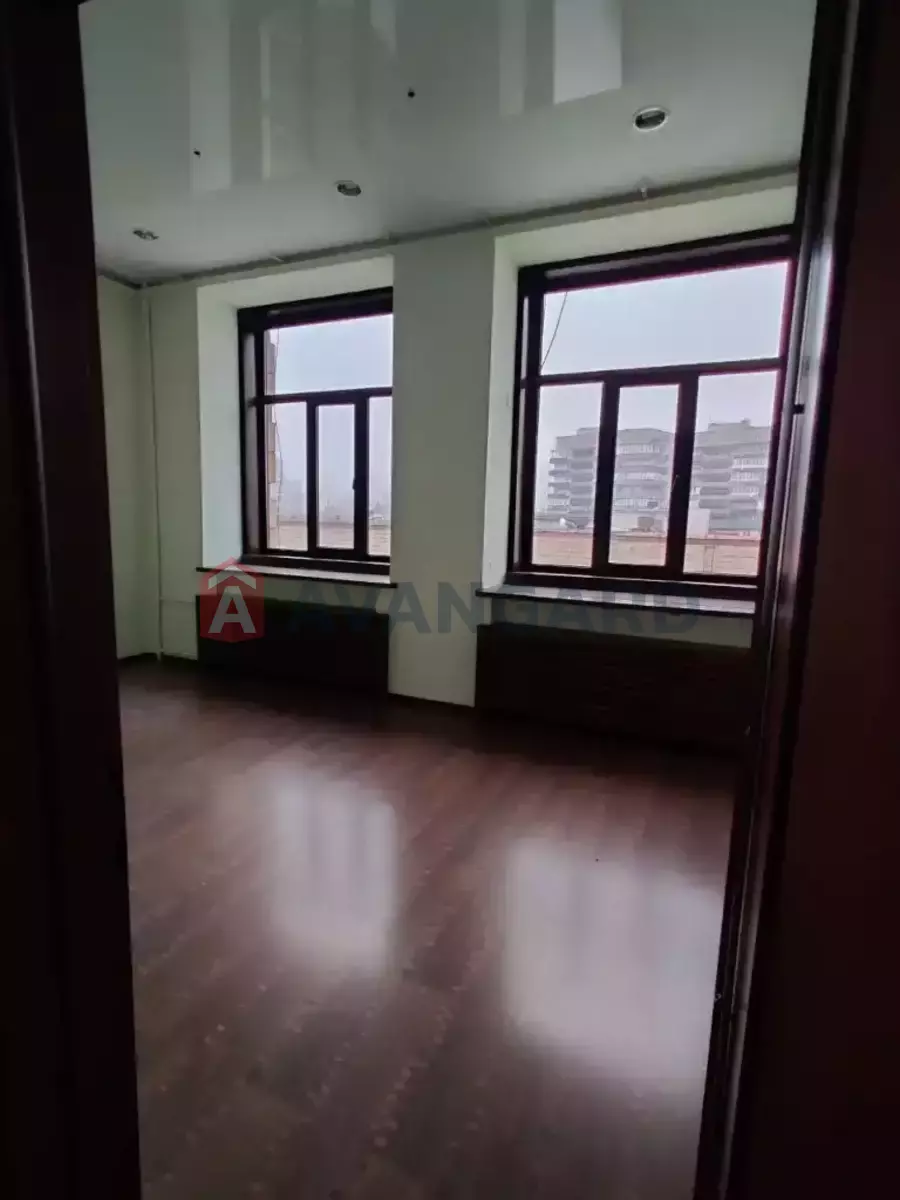 1800 ��.�. ���� 16