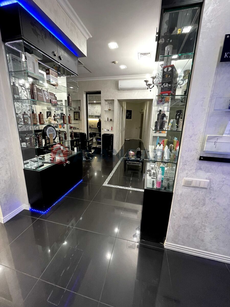 нежилое помещение в жилом доме, 110 кв.м. фото 8 нежилое помещение в жилом доме, 110 кв.м. фото 8