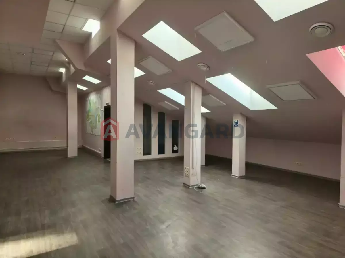 100 ��.�. ���� 1