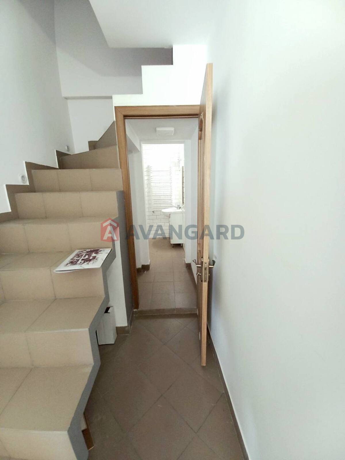 ������ ������ ������, 120 ��.�. ���� 19