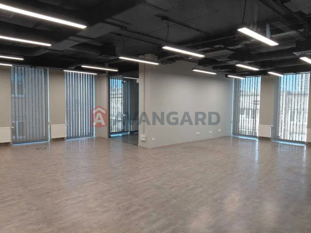 ������ �����, 390 ��.�. ���� 3