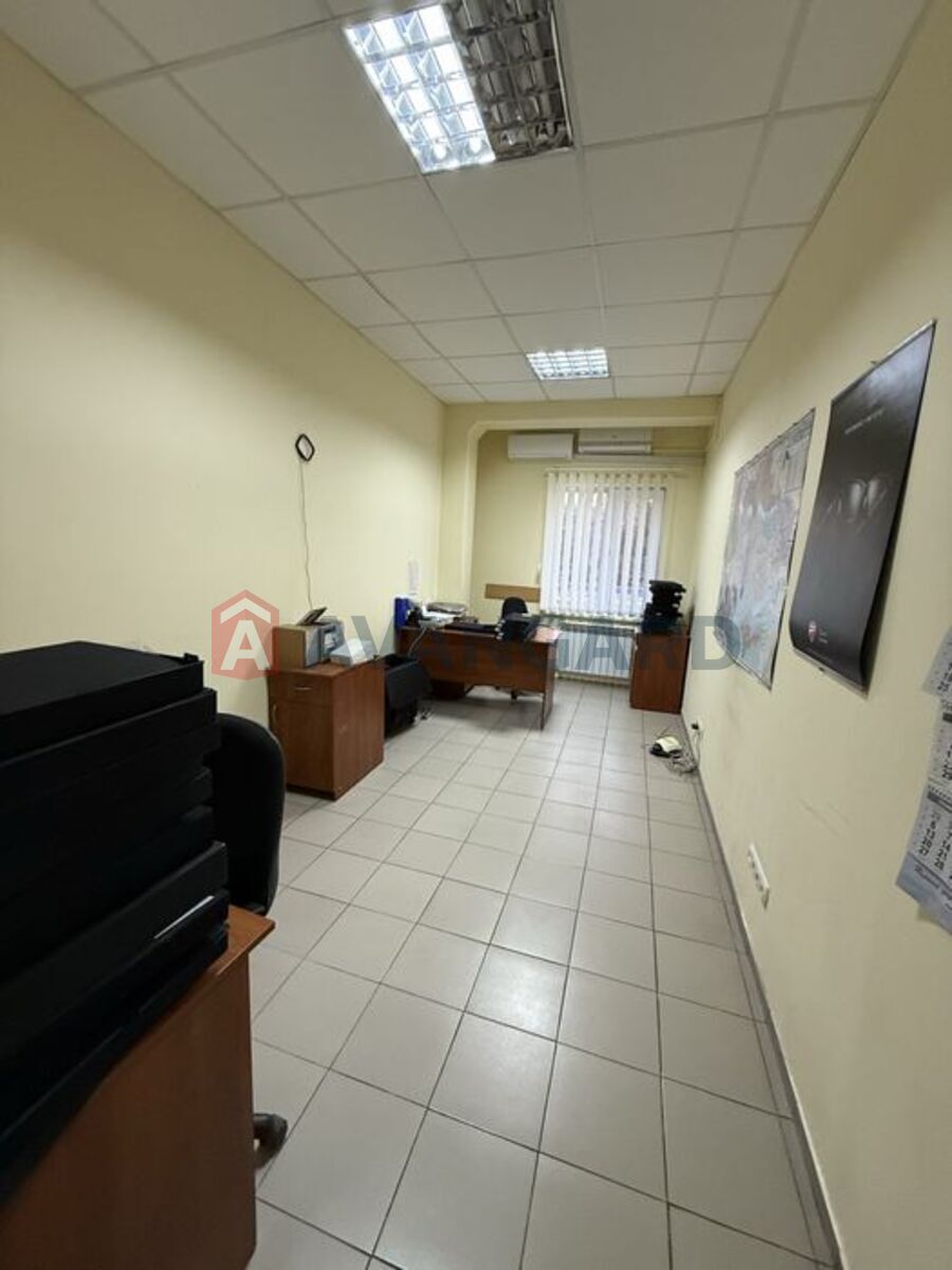 торгівельно-офісний центр, 144 кв.м. фото 6 торгівельно-офісний центр, 144 кв.м. фото 6