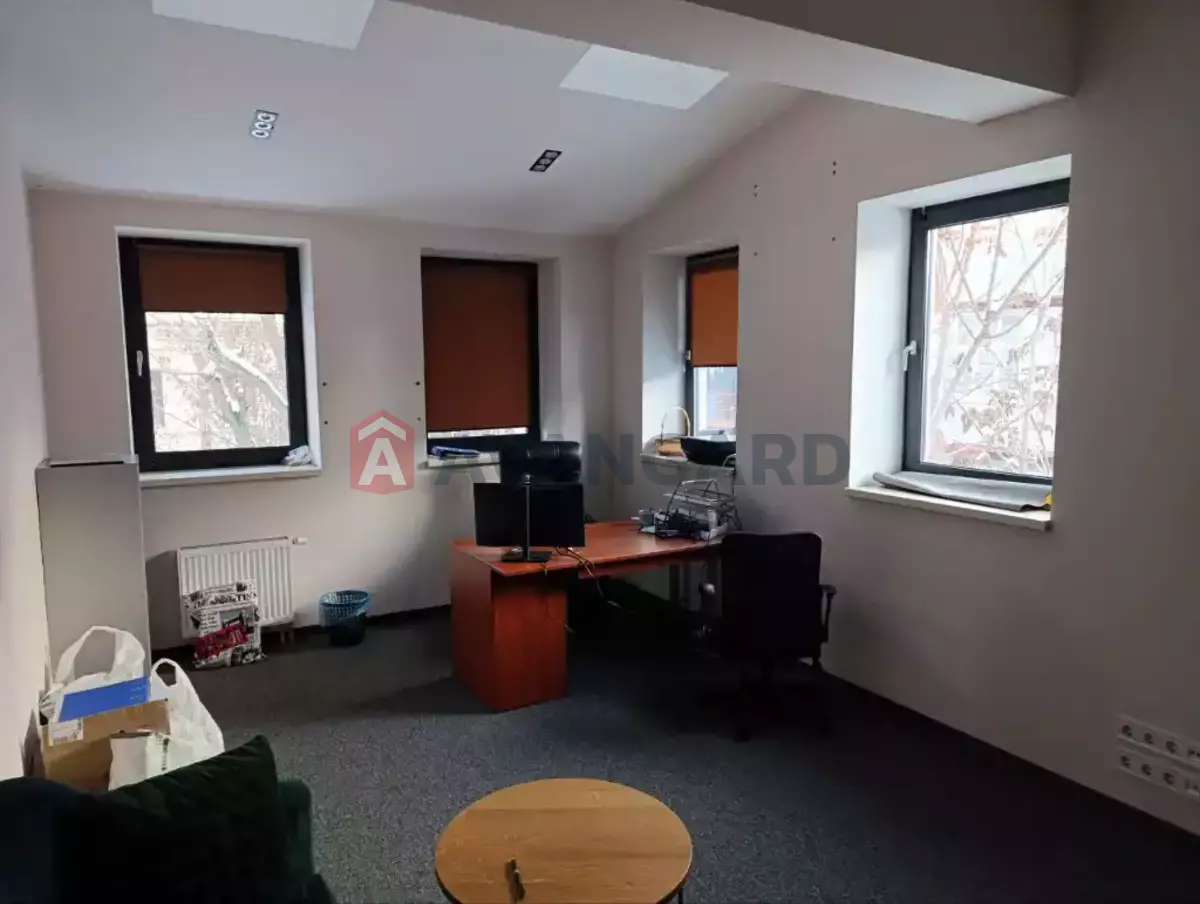 �������� ������� ������, 300 ��.�. ���� 20