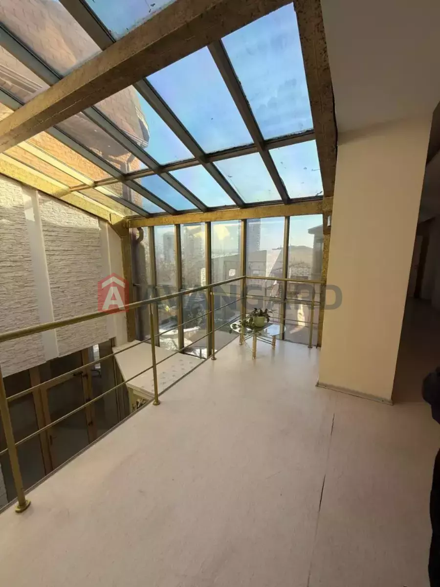 ������ ������ ������, 1567 ��.�. ���� 4