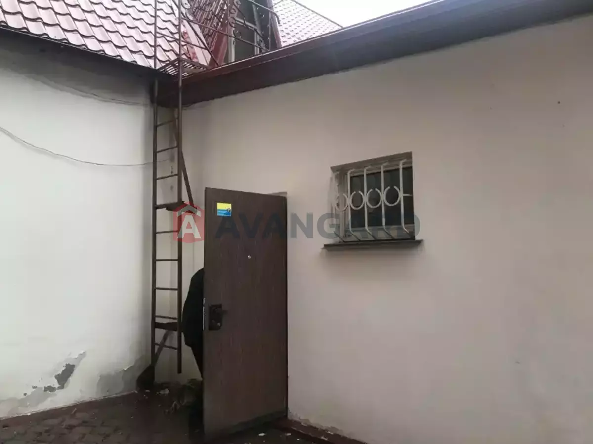 ������ ������ ������, 163 ��.�. ���� 10