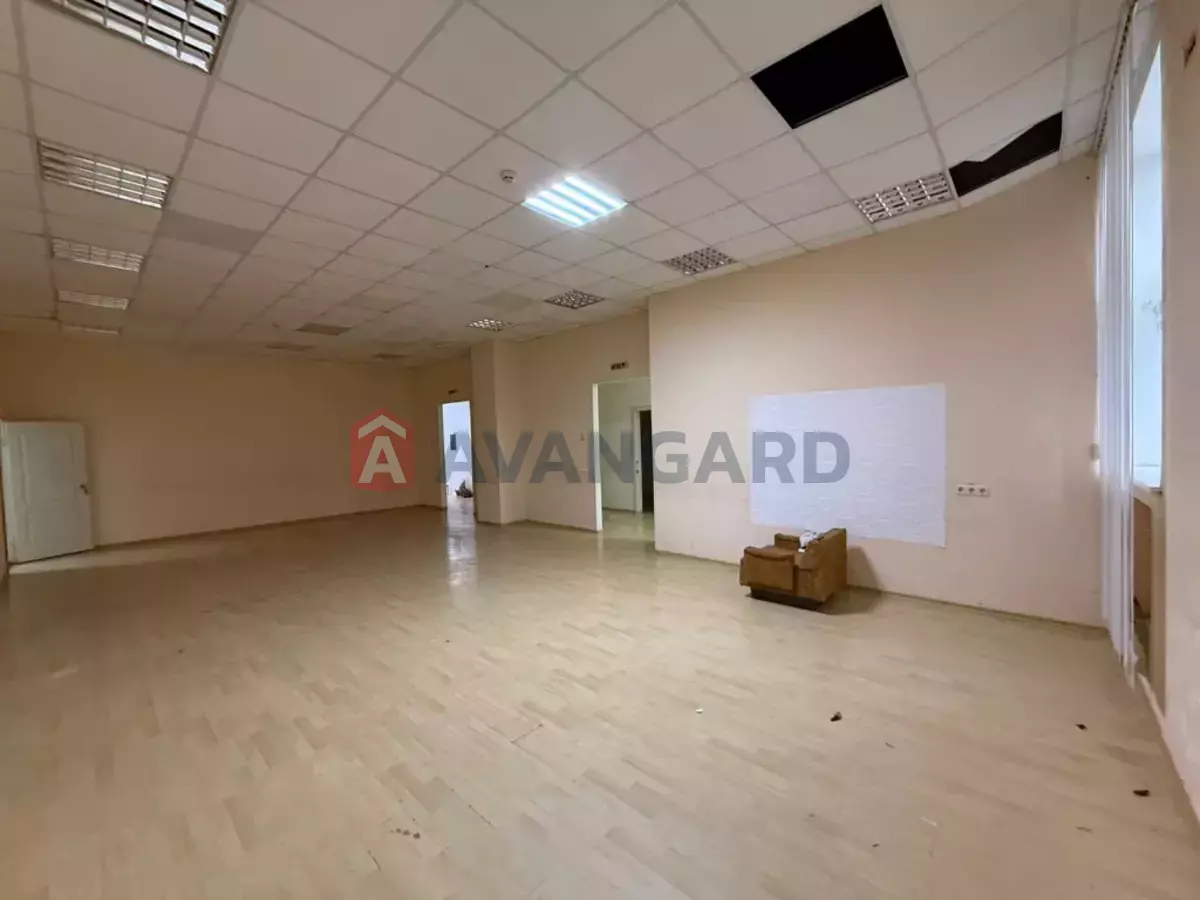 300 ��.�. ���� 2