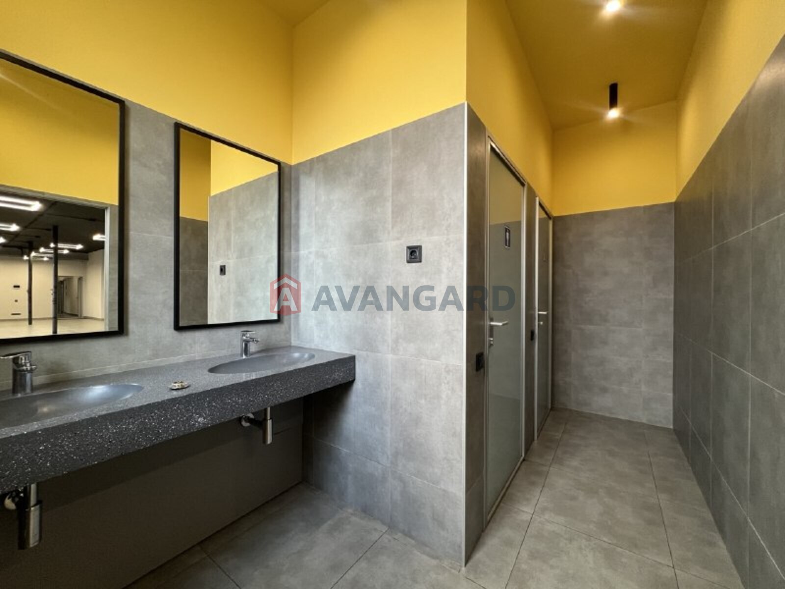 ����� �����, 245 ��.�. ���� 9