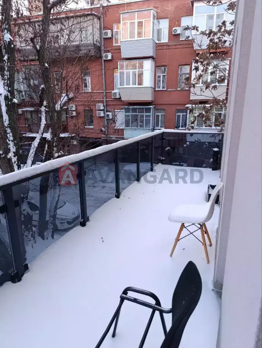 �������� ������� ������, 300 ��.�. ���� 16