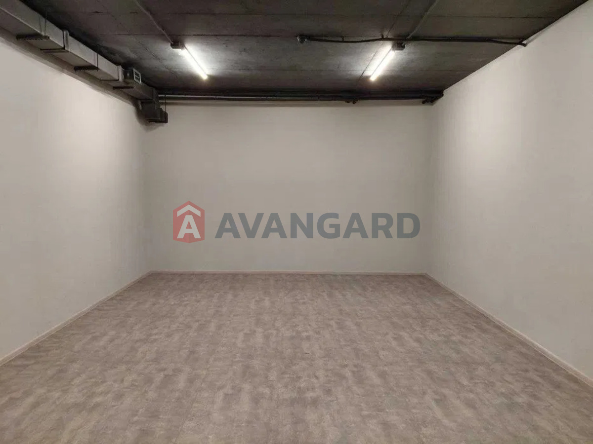 ������ �����, 390 ��.�. ���� 9