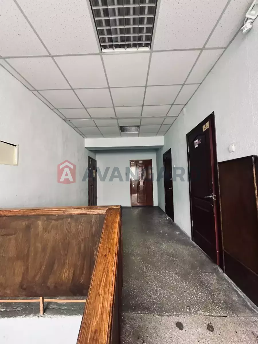 ������, 500 ��.�. ���� 9