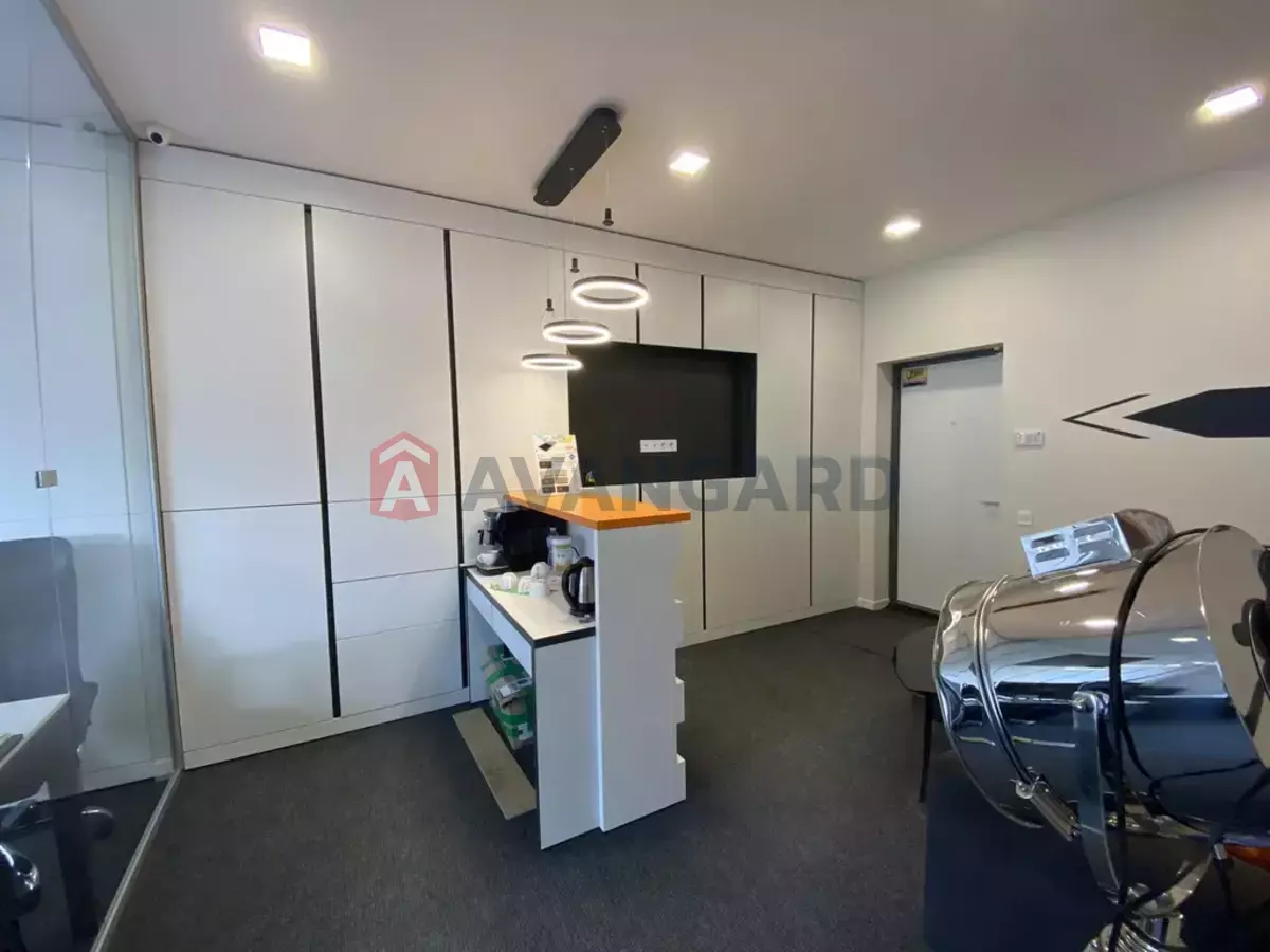 93 ��.�. ���� 9