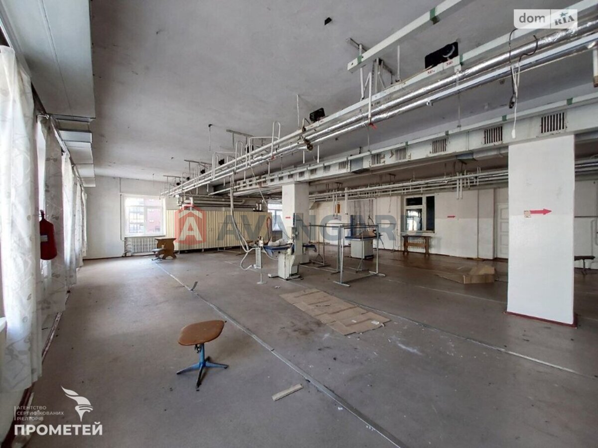 ��������� ���������, 2300 ��.�. ���� 1