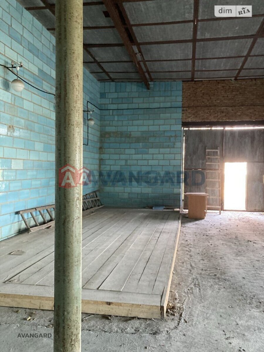 ��������� ���������, 1600 ��.�. ���� 3