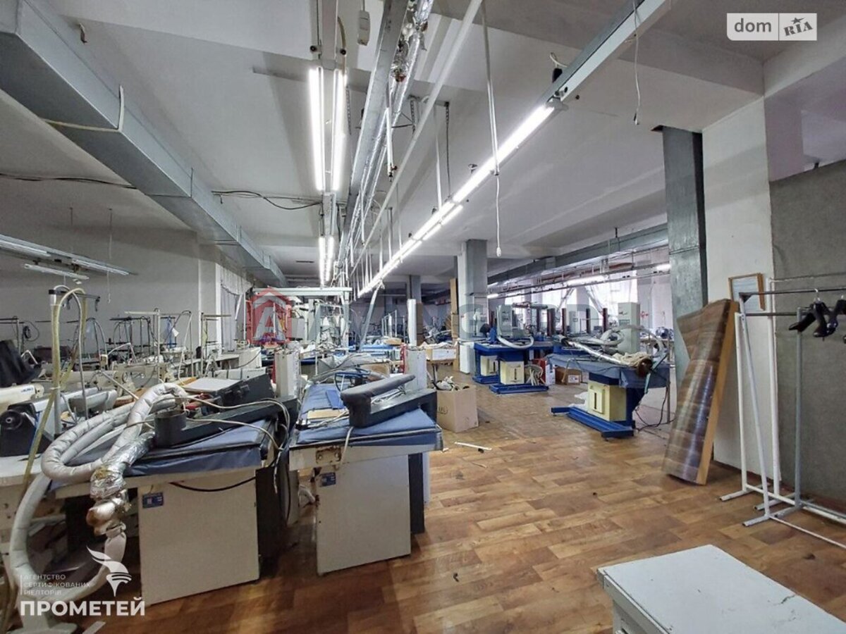 ��������� ���������, 2300 ��.�. ���� 20