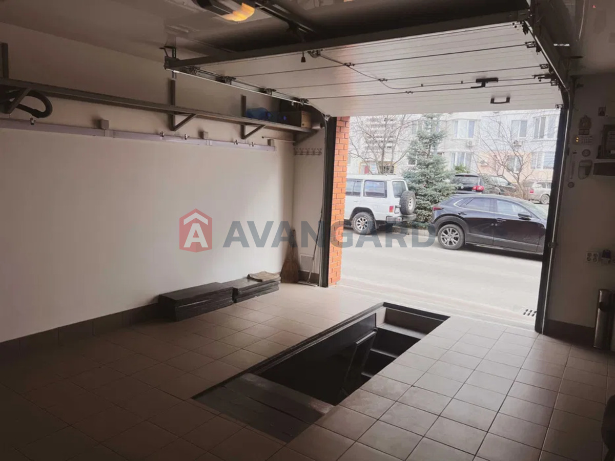 �����, 52 ��.�. ���� 9