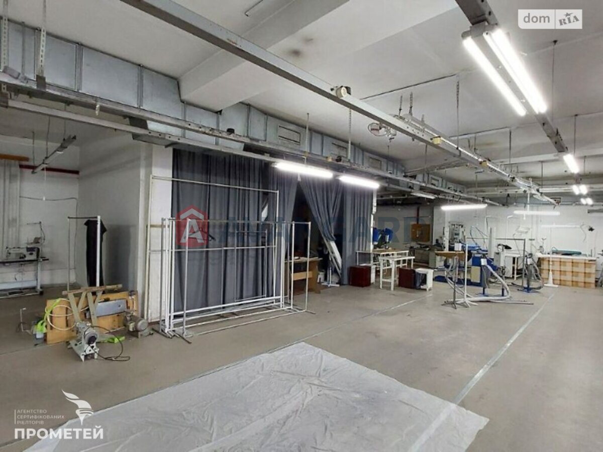 ��������� ���������, 2300 ��.�. ���� 12