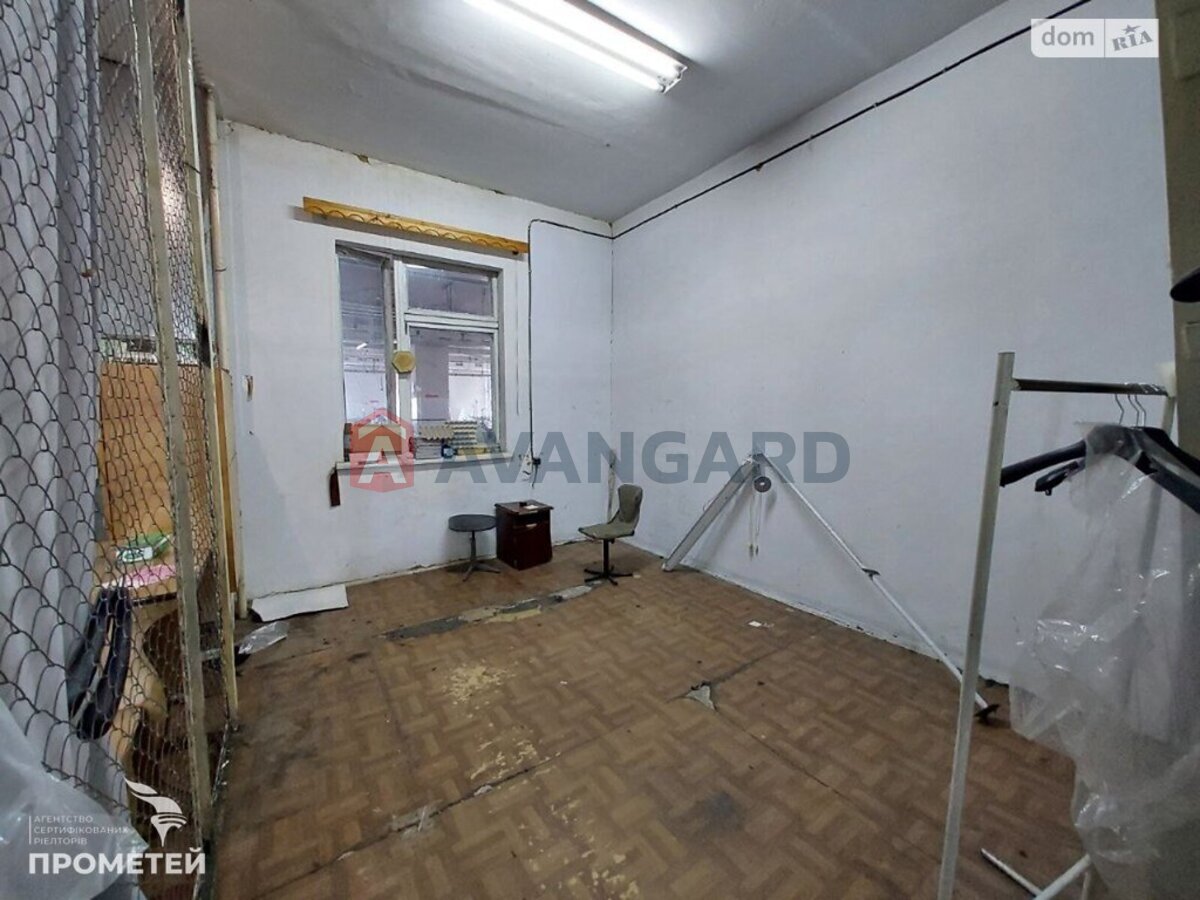 ��������� ���������, 2300 ��.�. ���� 17