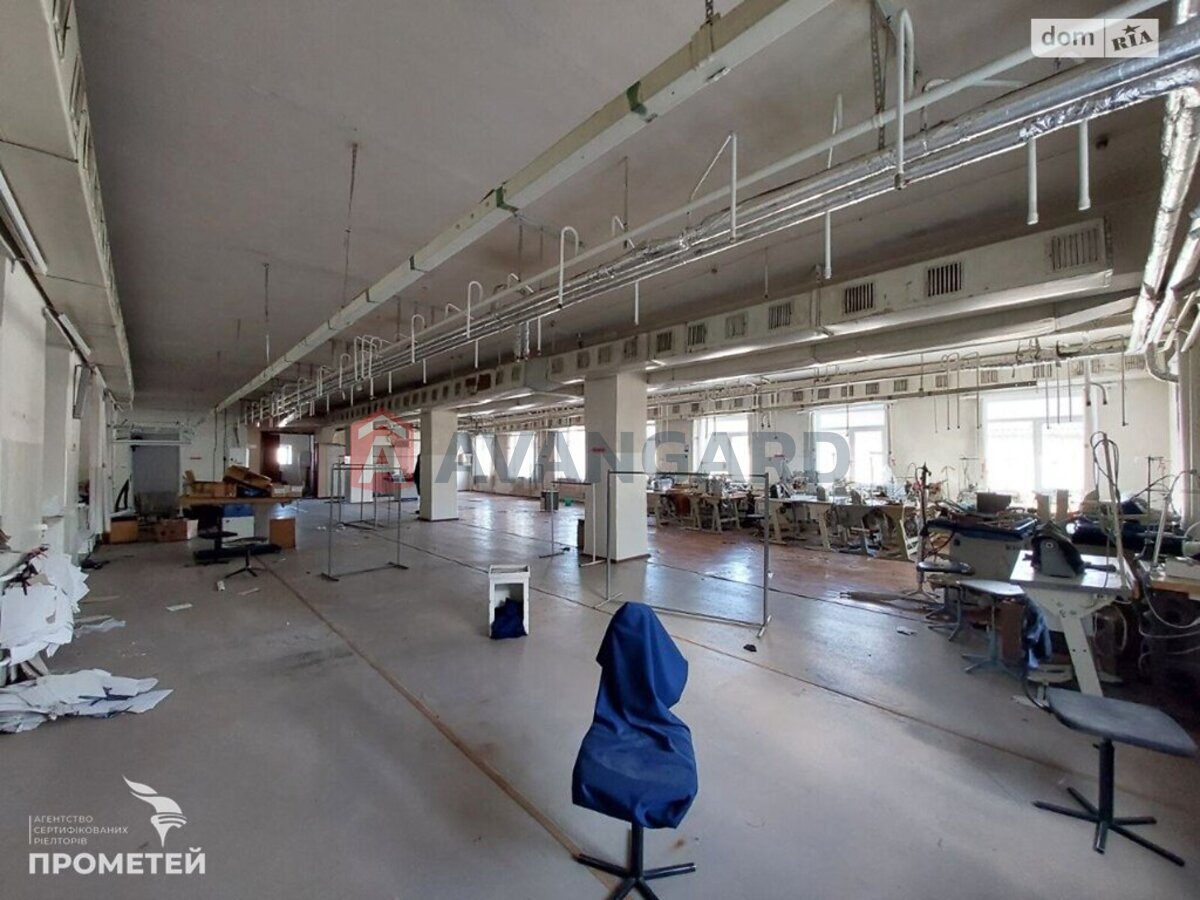 ��������� ���������, 2300 ��.�. ���� 9