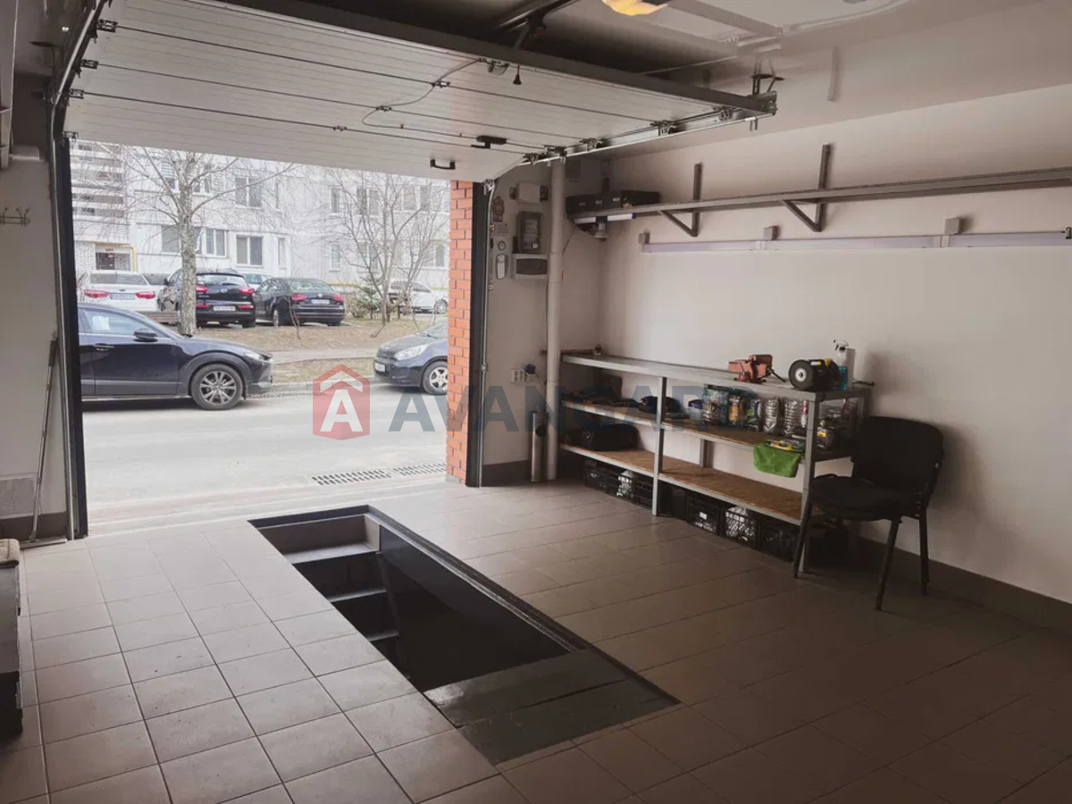 �����, 52 ��.�. ���� 8