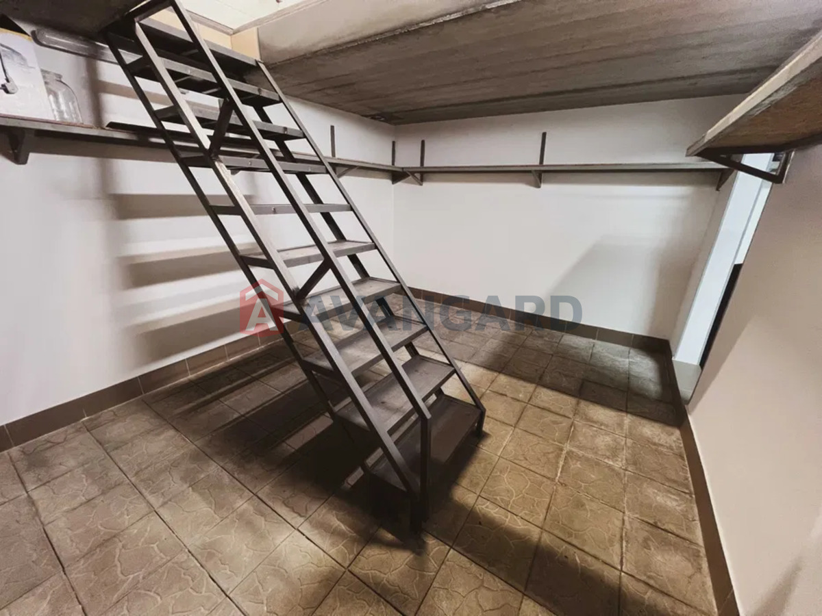 �����, 52 ��.�. ���� 12