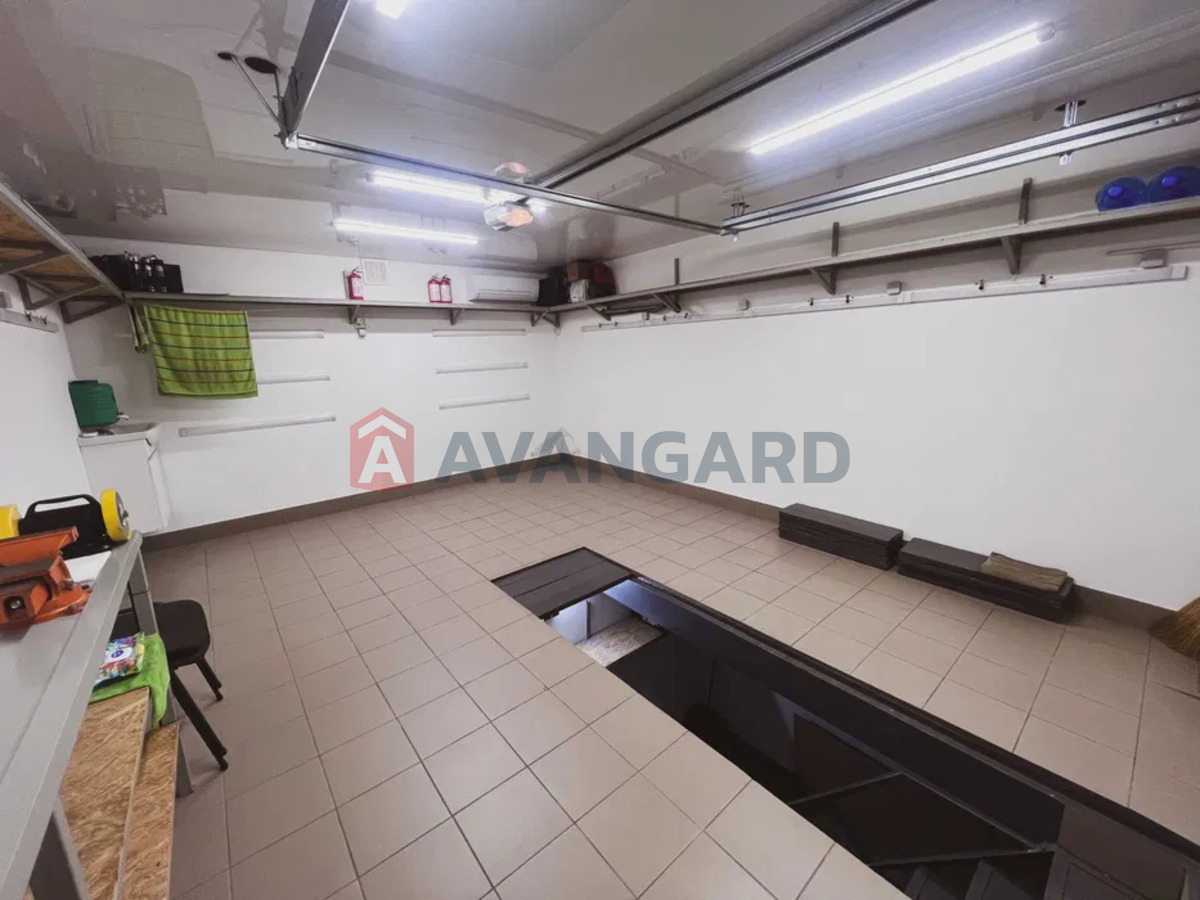 �����, 52 ��.�. ���� 11