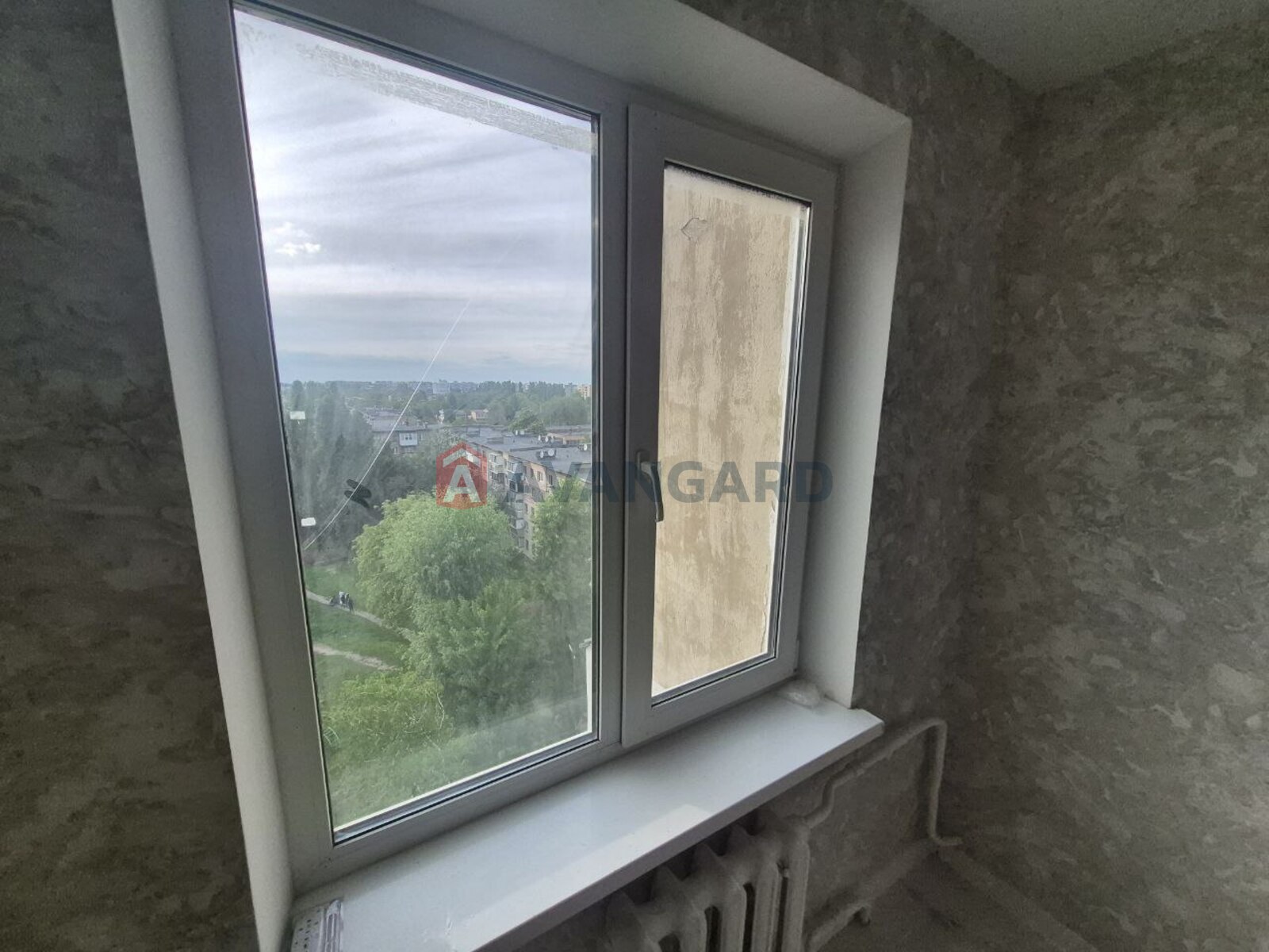 3 ��. ��������, 68/-/8 ��. �., 9/9 ������ ���� 22