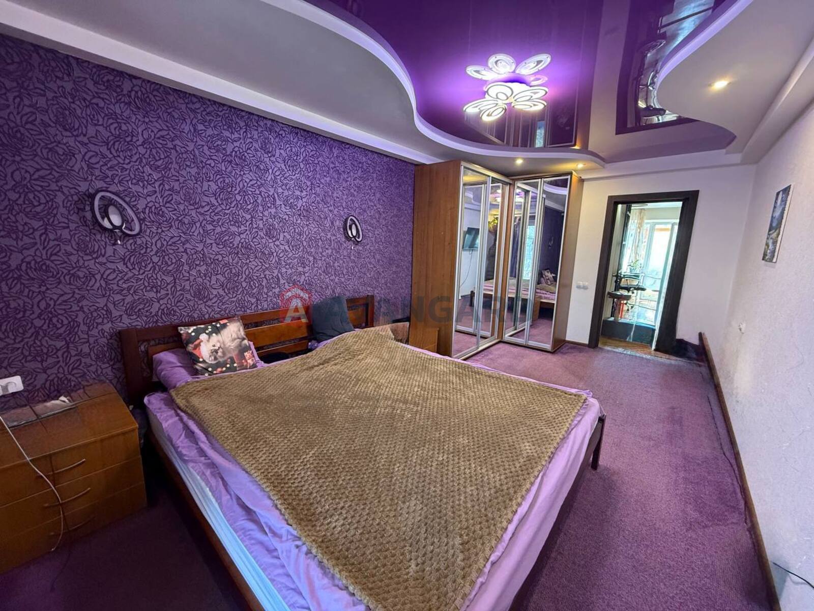 3 ��. ��������, 69/45/8 ��. �., 4/9 ������ ���� 10