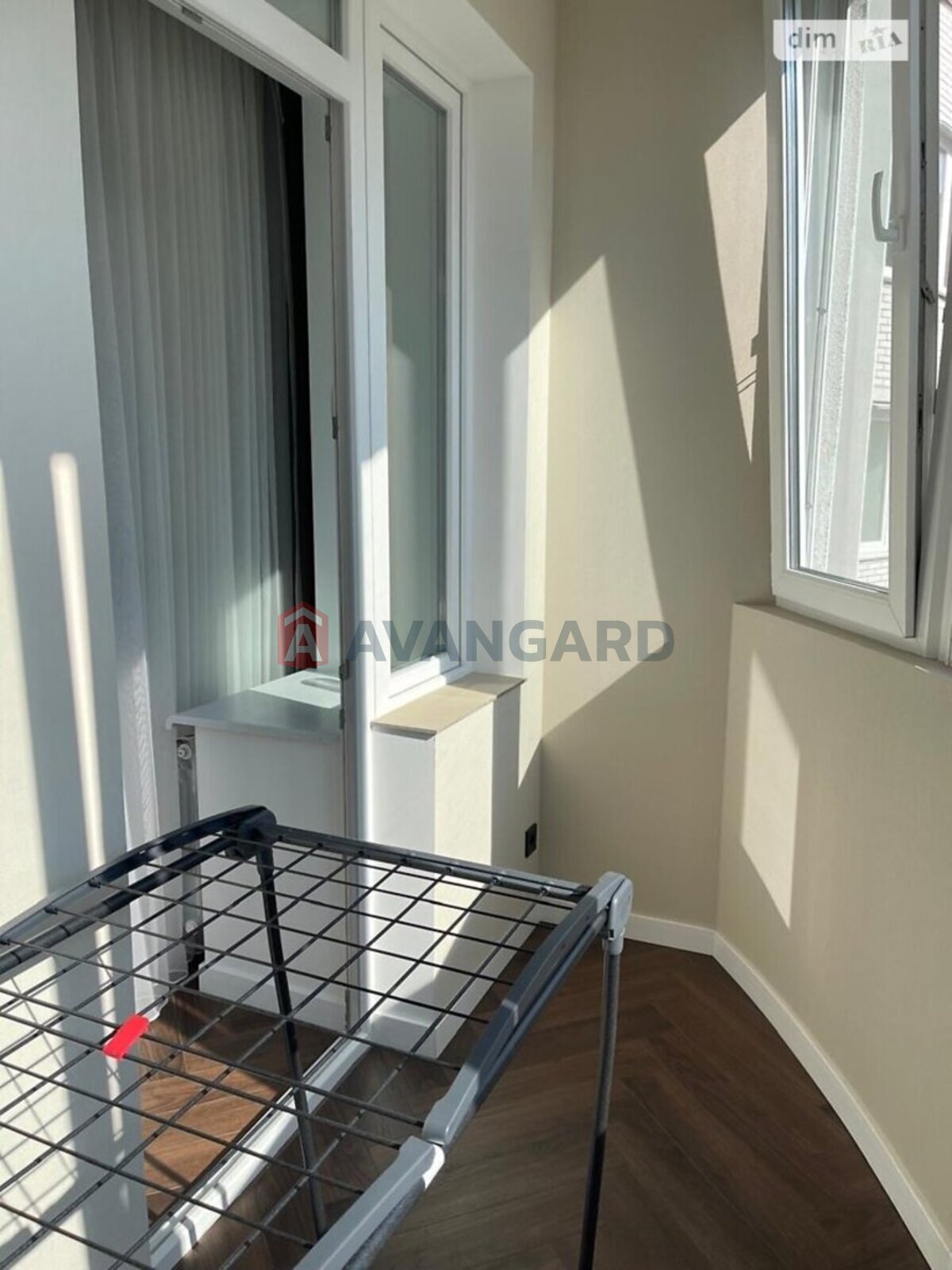 3 ��. ��������, 78/-/43 ��. �., 3/8 ������ ���� 22