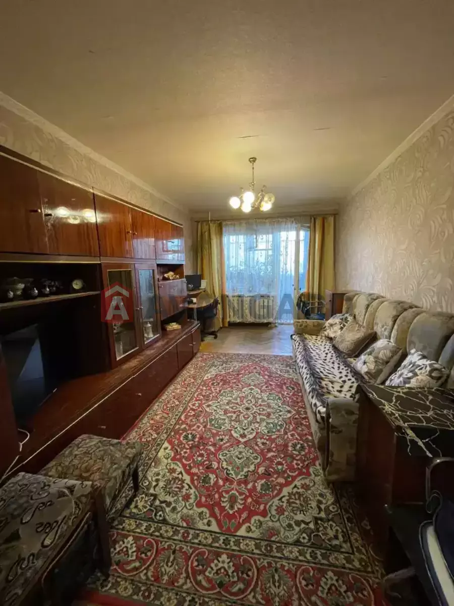 3 ��. ��������, 70/-/- ��. �., 4/16 ������ ���� 5