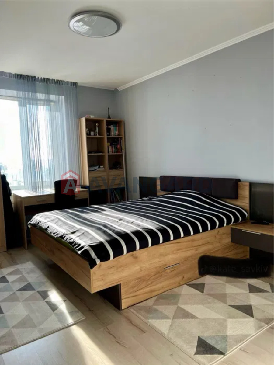 2 . , 70/-/11 . ., 5/10   5