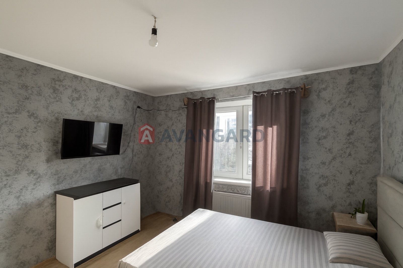 1 ��. ��������, 43/17/11 ��. �., 4/12 ������ ���� 6