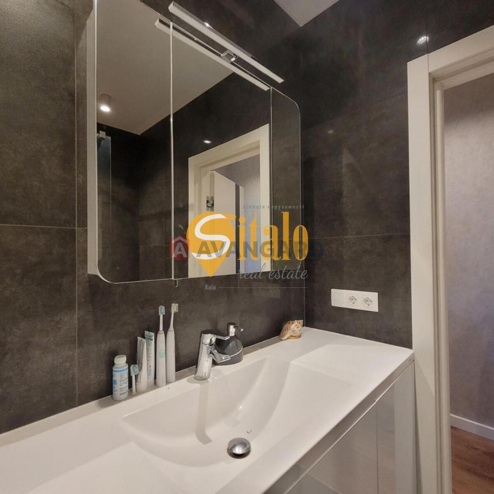 3 ��. ��������, 95/50/19 ��. �., 8/10 ������ ���� 15