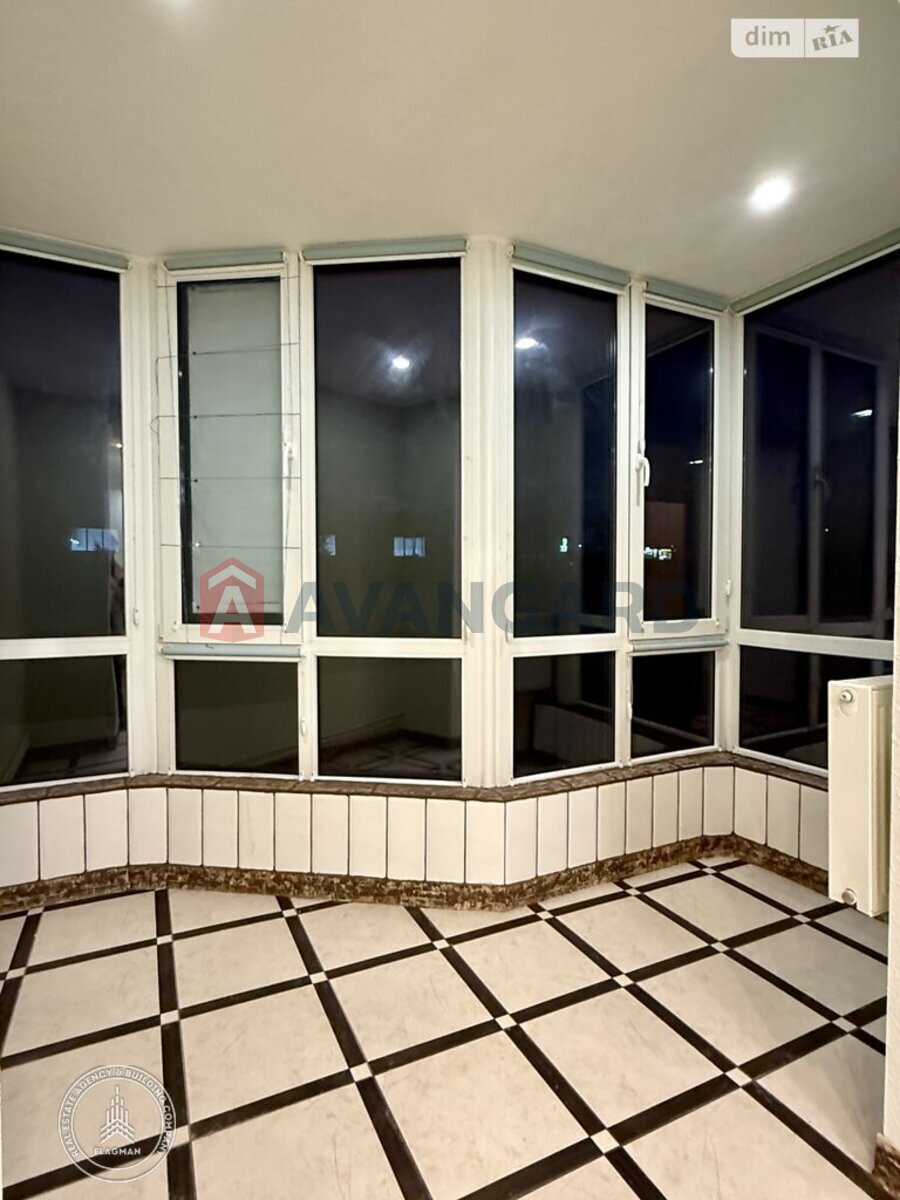 2 ����. ��������, 73/36/19 ��. �., 2/12 ���� ���� 5