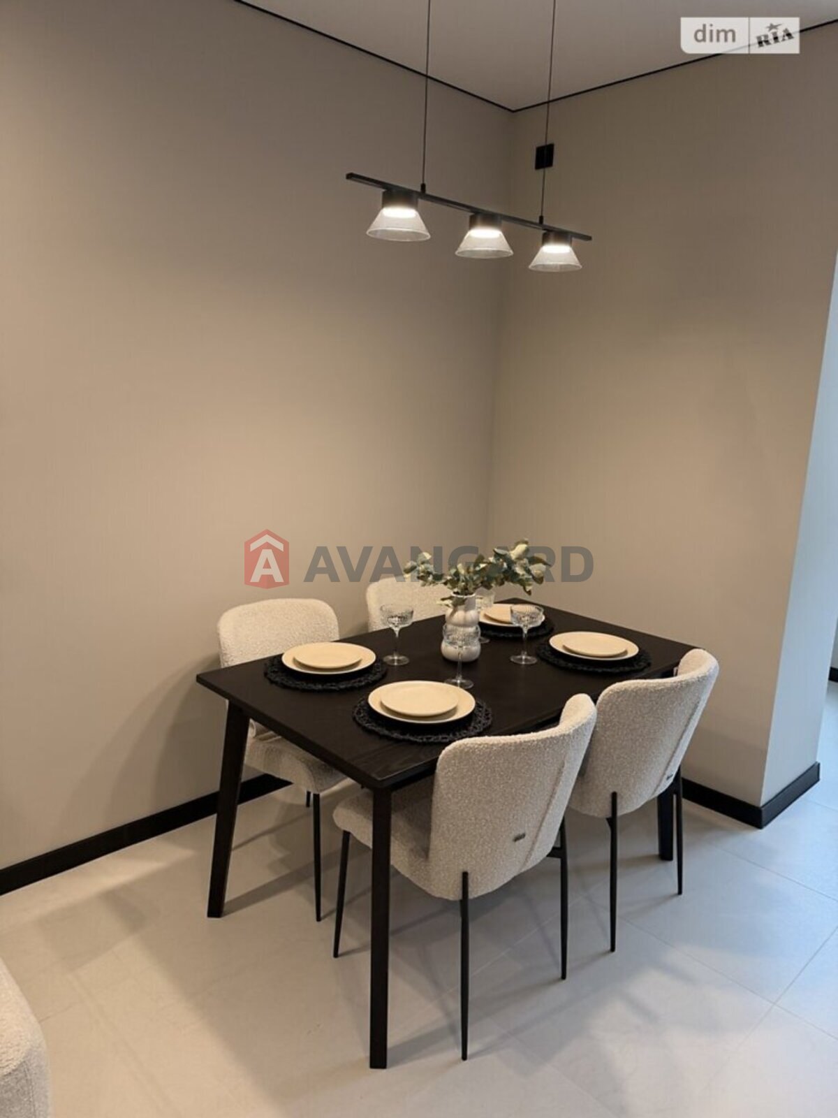 2 ��. ��������, 80/50/20 ��. �., 10/10 ������ ���� 5