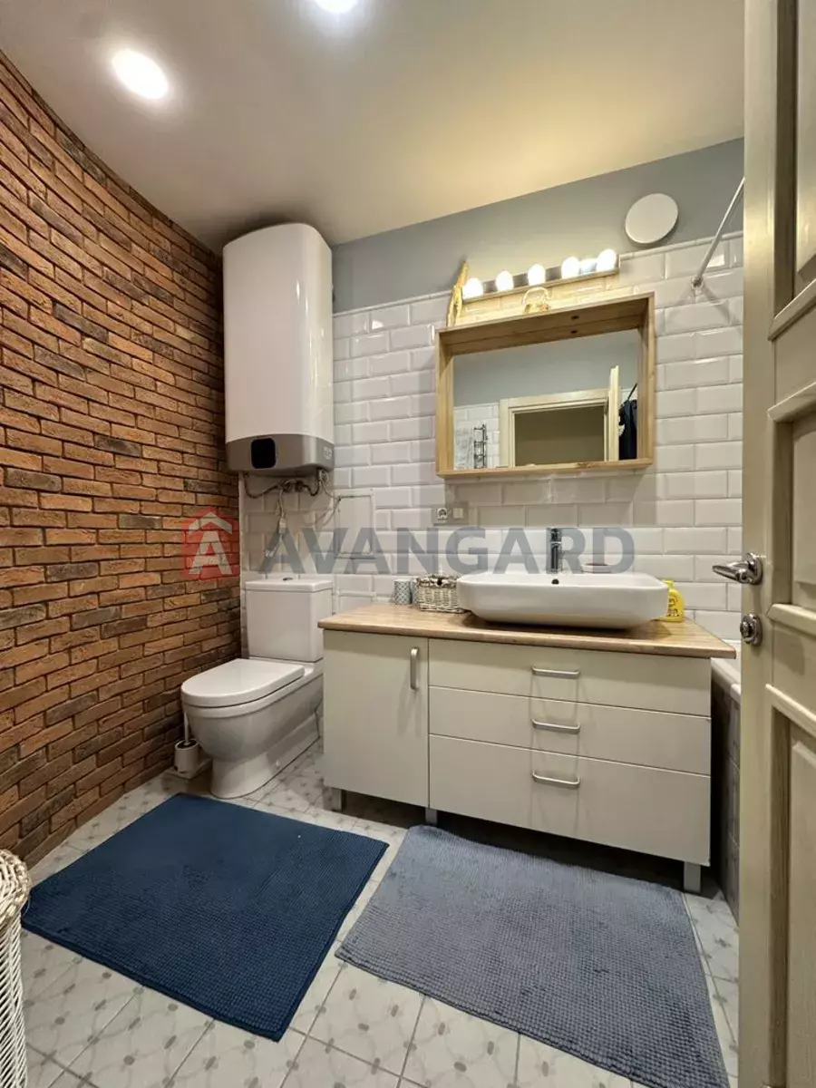 3 ��. ��������, 69/-/8 ��. �., 9/9 ������ ���� 12