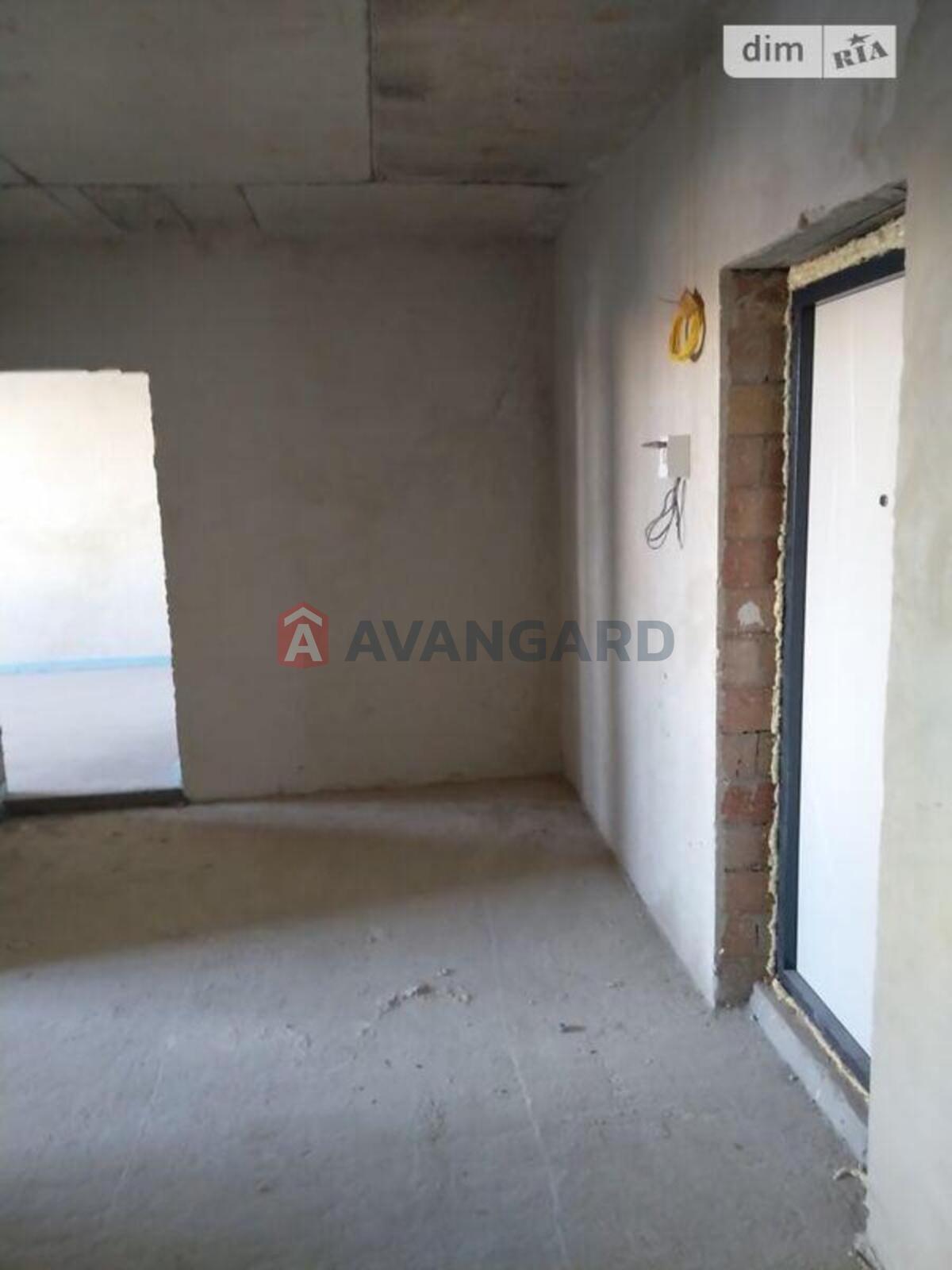 2 ��. ��������, 77/34/10 ��. �., 4/8 ������ ���� 9