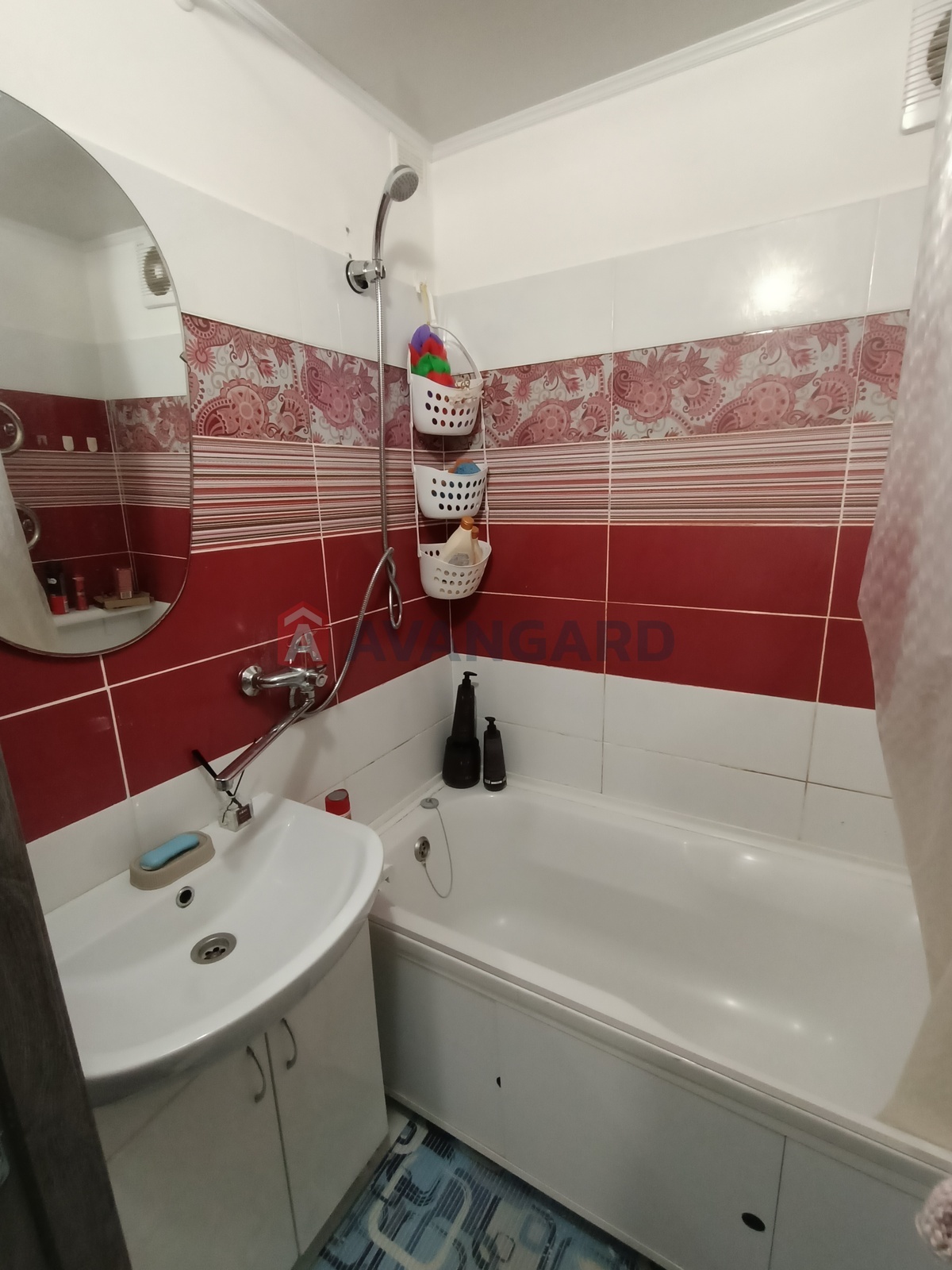 2 ��. ��������, 50/-/9 ��. �., 4/9 ������ ���� 7