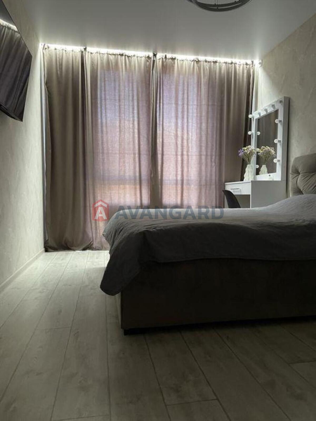 1 ��. ��������, 41/-/15 ��. �., 1/9 ������ ���� 4